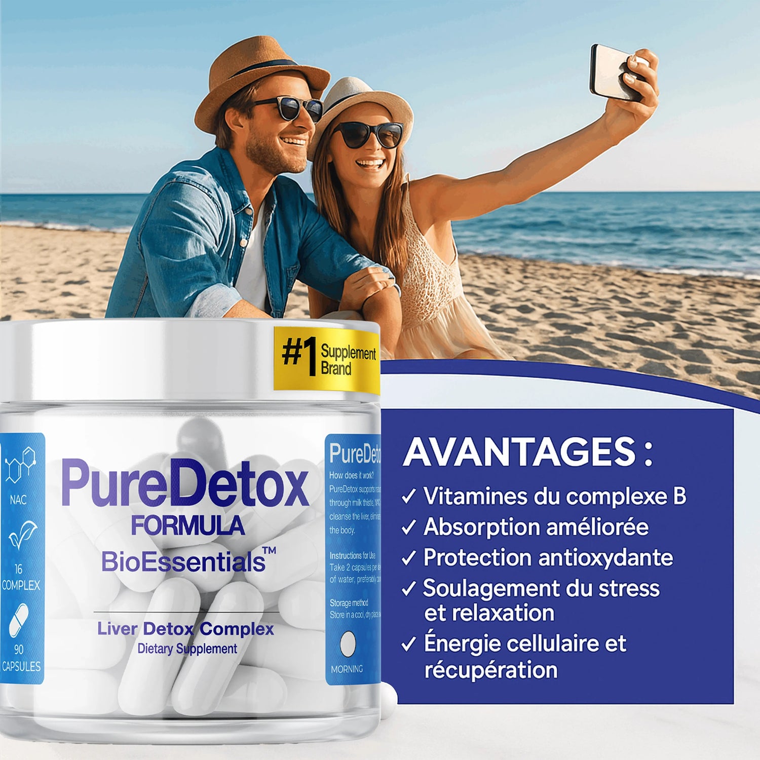 Couple taking a selfie on the beach with PureDetox Formula liver detox supplement, benefits listed in French.